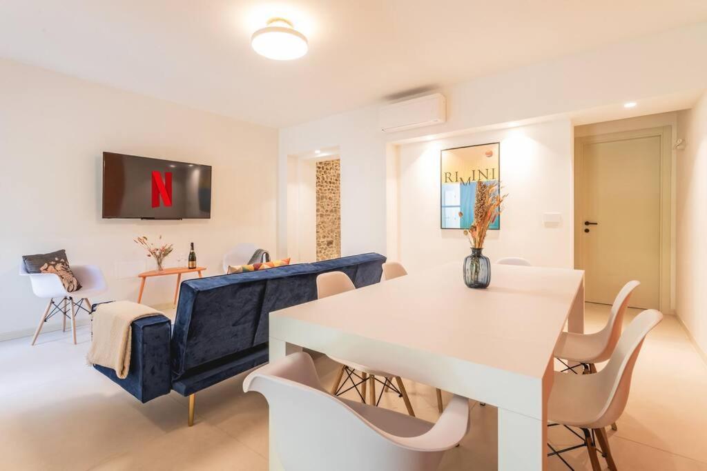 Luxury & Design: Oasi Nel Centro Storico Di Rimini 빌라 외부 사진